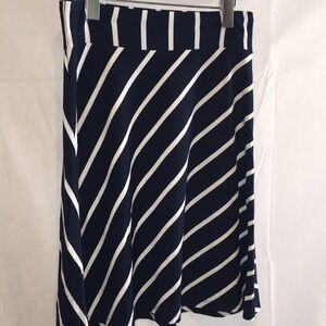 Roz & Ali Navy & White Striped A-Line Skirt | Size S
